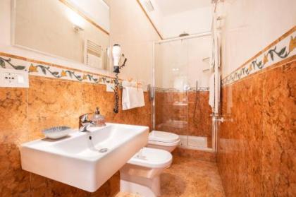 Palazzo Schiavoni Suite-Apartments - image 8
