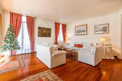 Palazzo Gradenigo - image 11