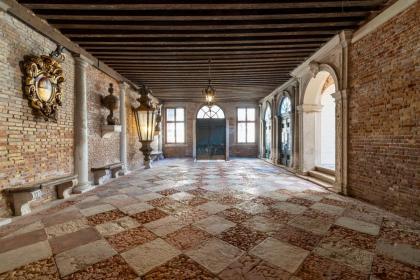 Palazzo Gradenigo - image 14