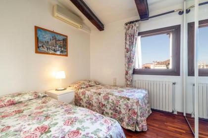 Palazzo Gradenigo - image 17