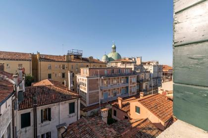 Palazzo Gradenigo - image 2