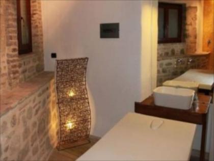Relais La Corte Di Bettona Hotel - image 3