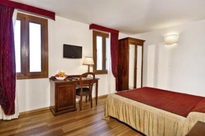 Hotel Giardinetto Venezia - image 12
