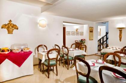 Hotel Giardinetto Venezia - image 17