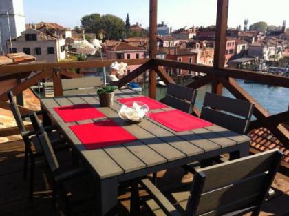 Sea to Sky Apartments - image 12