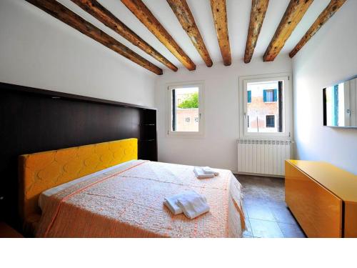 Ca Forner - Cannaregio Apartment - image 5