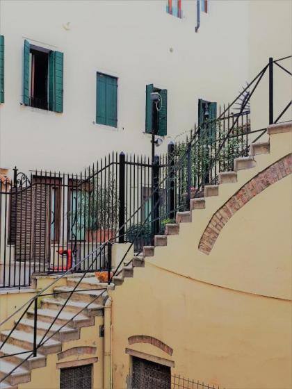 Ve-nice Suite Apartment SM2019 - image 10