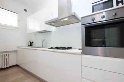 City Apartments Salute-Accademia - image 16