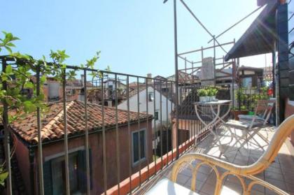 City Apartments Salute-Accademia - image 19