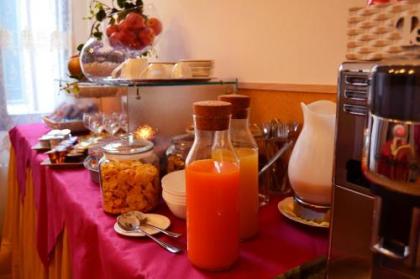 Art Dreams B&B - image 12