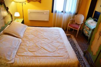 Art Dreams B&B - image 15