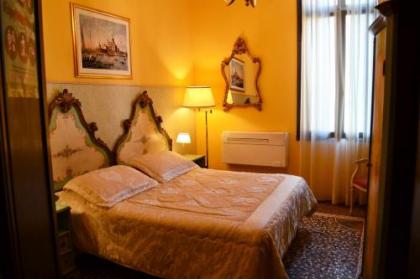 Art Dreams B&B - image 16