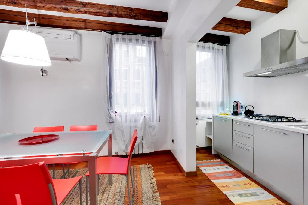 Apartment Biennale - image 5