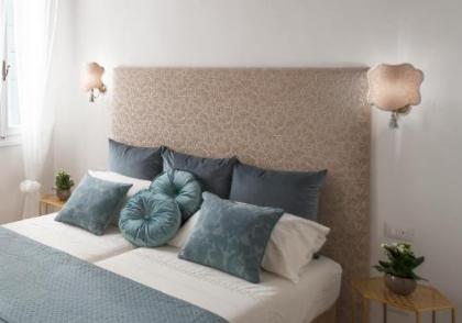 Ca del Mar Venice Luxury Apartments - image 10