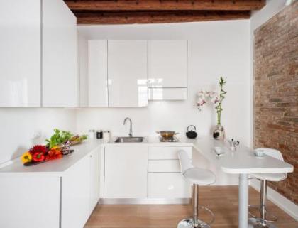 Ca del Mar Venice Luxury Apartments - image 17