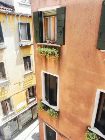 Home Venice Apartments-Rialto 1 - 2 - 3 - image 23