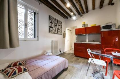 La Perla - image 7