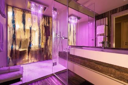Liassidi Wellness Suites - image 18