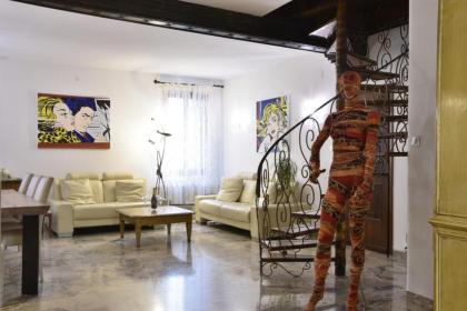 Ca' del Cinema B&B - image 7