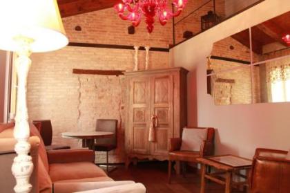Rosso Charm B&B - image 1