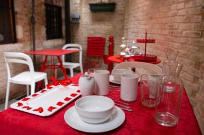 Rosso Charm B&B - image 11