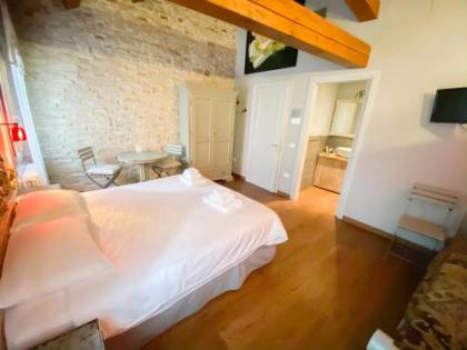 Rosso Charm B&B - image 16