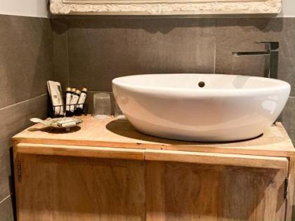 Rosso Charm B&B - image 17