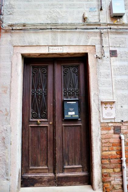 Ve-nice Suite Misericordia C2607B - image 5