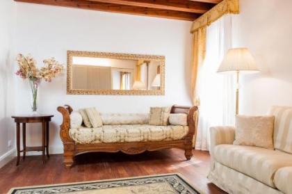 Al Duca di Venezia Apartments - image 19