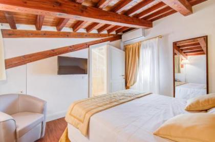 Al Duca di Venezia Apartments - image 9