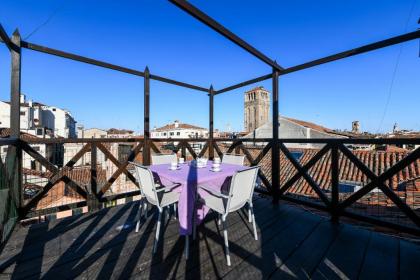 Rialto Apartment - image 3