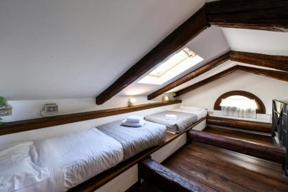 Rialto Apartment - image 5