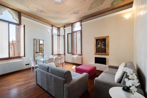 Doge Morosini Palace - main image
