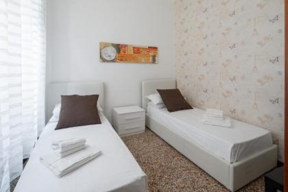 San Polo Canal View Apartments by Wonderful Italy - image 17