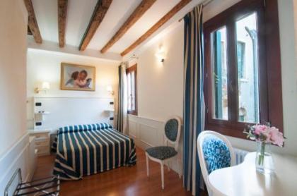 Venice Resorts Guest House - image 16