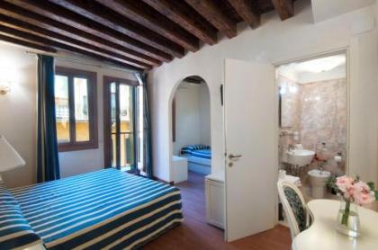 Venice Resorts Guest House - image 2