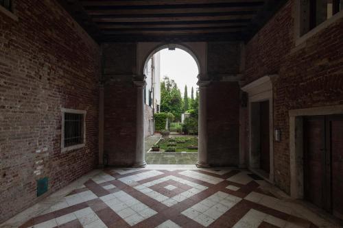Appartamenti Palazzo Foscarini . - image 3