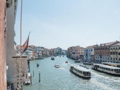 Luxury Apartment On Grand Canal by Wonderful Italy - image 1