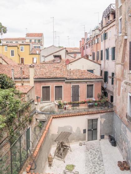 Luxury Apartment On Grand Canal by Wonderful Italy - image 11