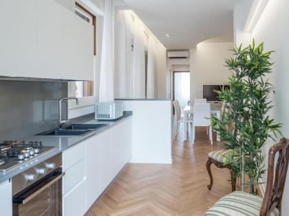 Luxury Apartment On Grand Canal by Wonderful Italy - image 12
