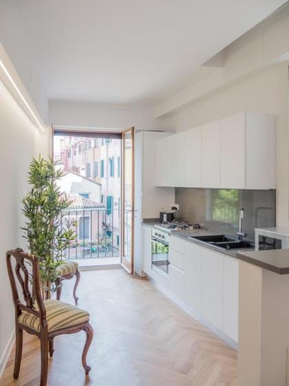 Luxury Apartment On Grand Canal by Wonderful Italy - image 16