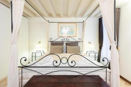 Ca' del Carro Family Apartment - image 10