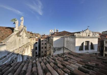 Al Theatro Palace - image 14