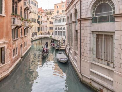 San Marco Square with Canal View by Wonderful Italy - image 4