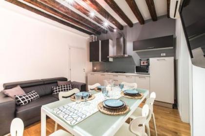Arsenale Design Apartment R&R - image 1