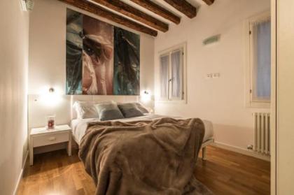 Arsenale Design Apartment R&R - image 16