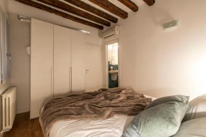 Arsenale Design Apartment R&R - image 17