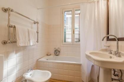 Ca' Grassi 1 Venetian Apartment - image 20