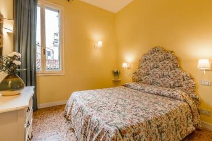 Ca' Grassi 1 Venetian Apartment - image 5