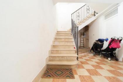 San MArtino Apartment - image 10
